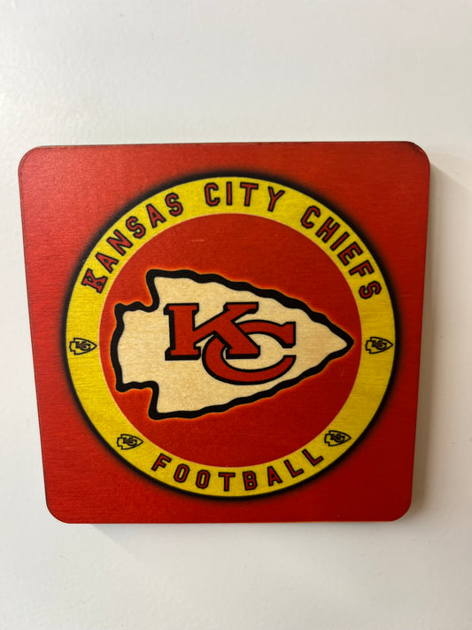 3.5”x3.5” wooden magnet/Coaster Arrowhead Football Red and black